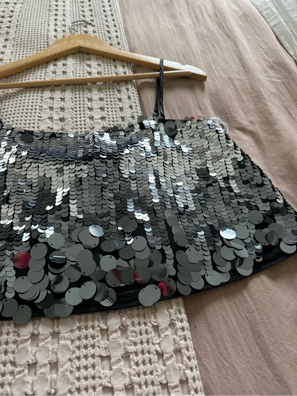 NEW Lulu's Silver Sequin Crop Cami with Spaghetti Straps Size M